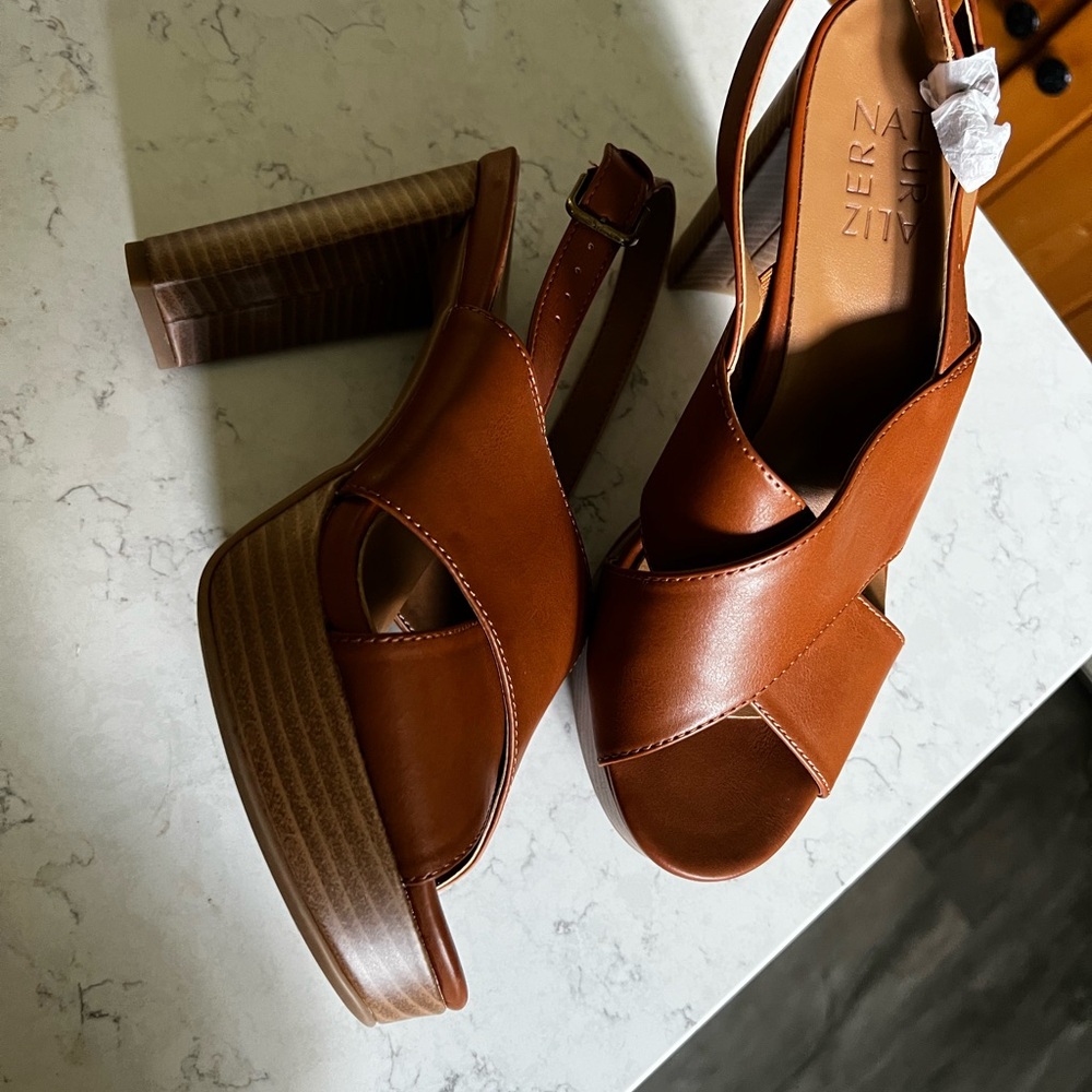 New Naturalizer Platform Slingback heels
